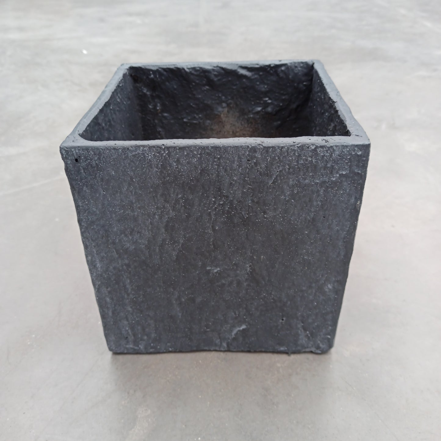 Gray square/rectangular pot 'S' 'M' and 'L'