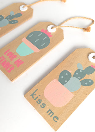 Small cactus wooden board