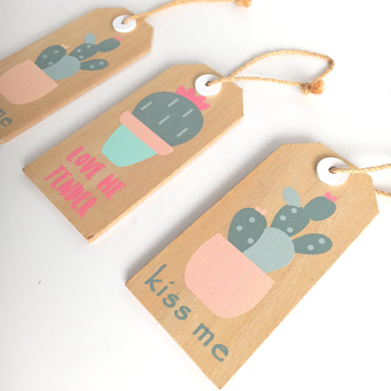 Small cactus wooden board