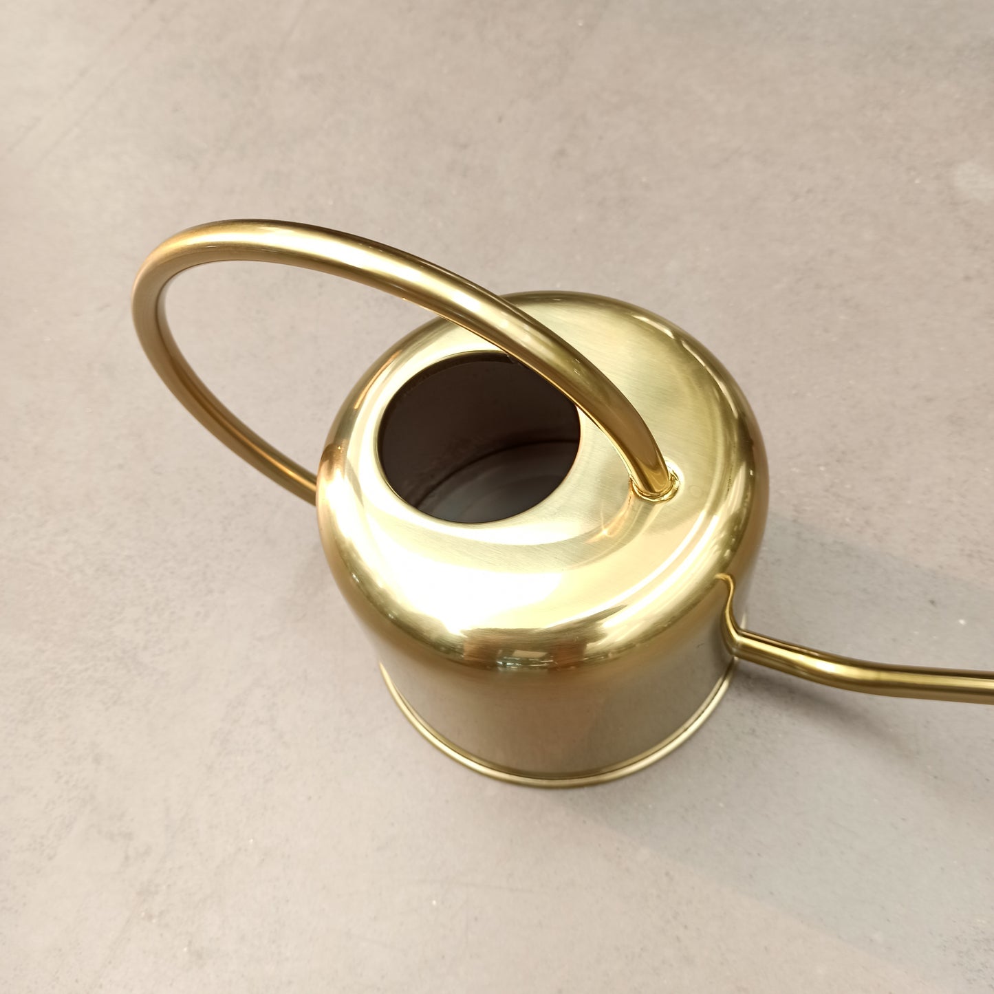 1L golden watering can